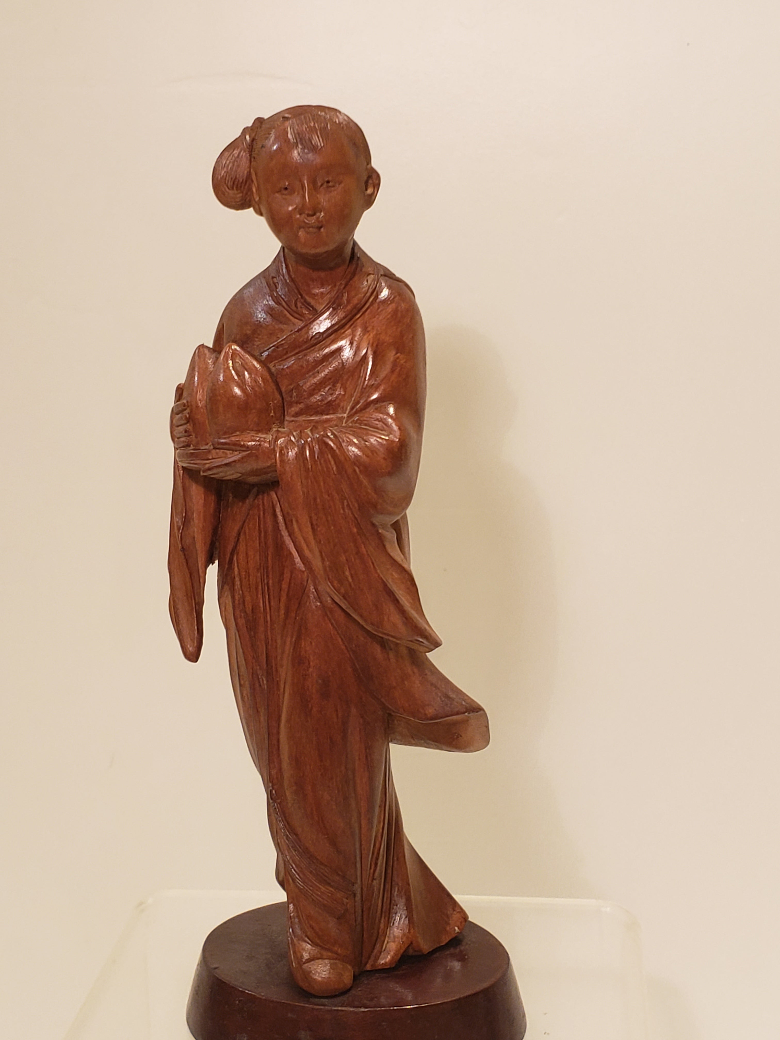 Antique fruit wood female statue黃揚木仕女