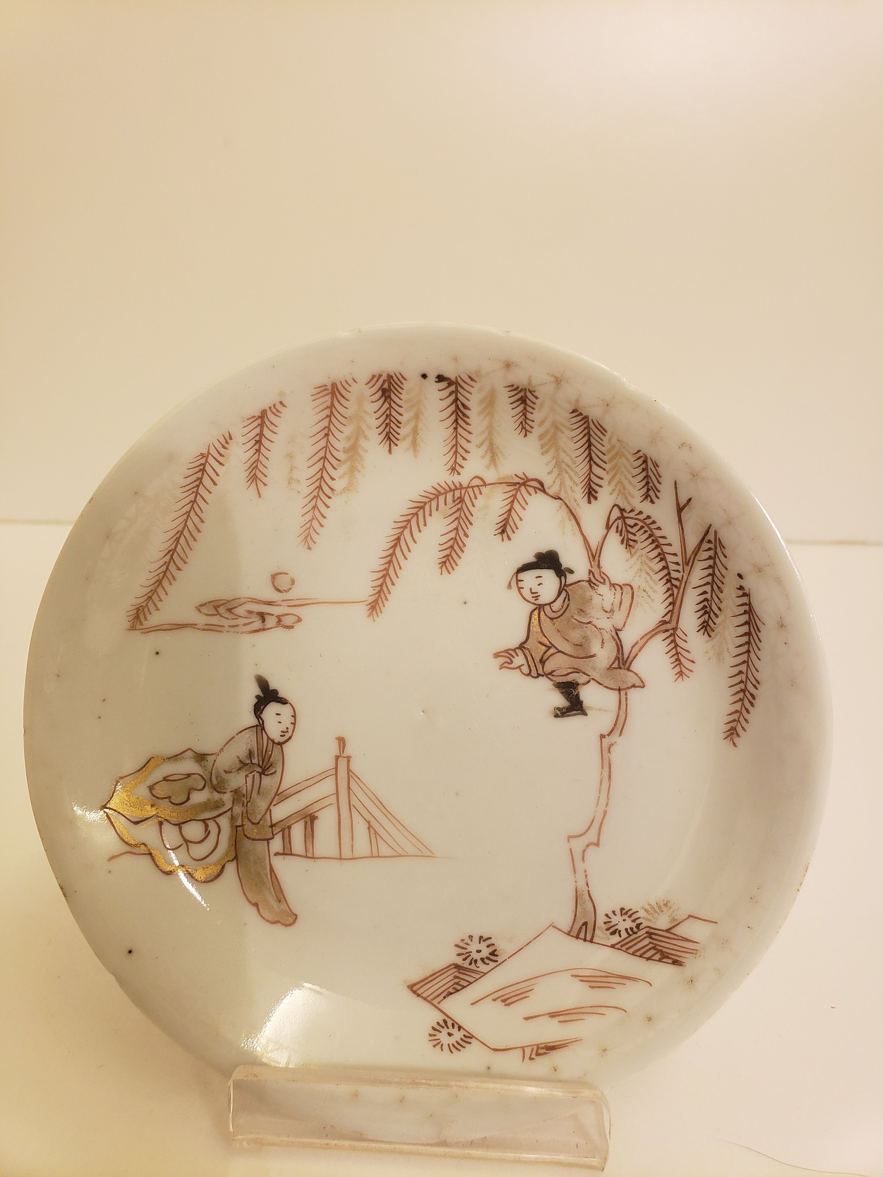 Pair of dishes 18th century